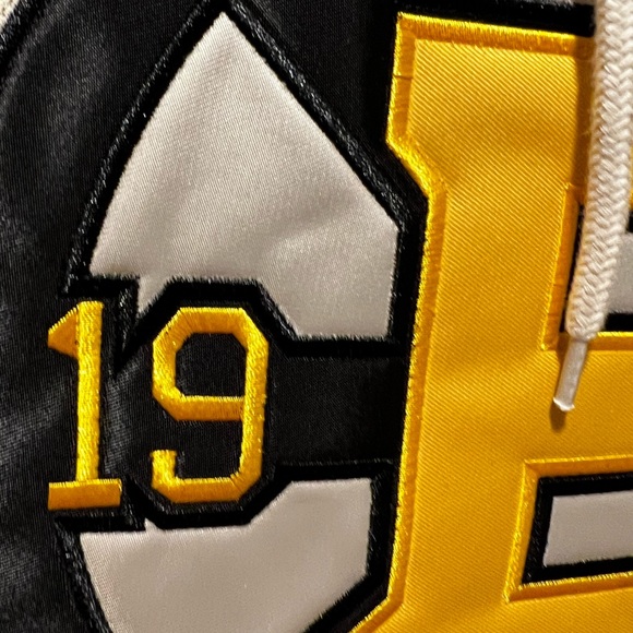 David Pastrnak Boston Bruins Jersey - Picture 4 of 5